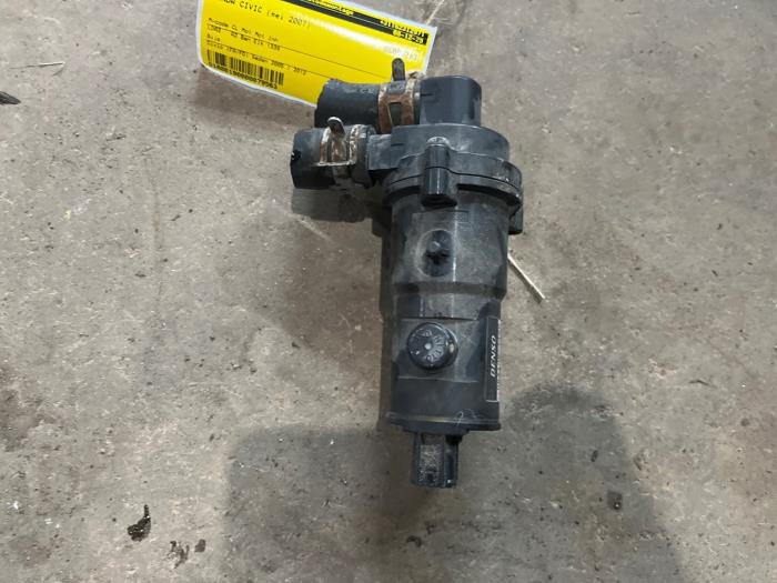 Gebruikte Waterpomp Honda Civic (FA/FD) 1.3 Hybrid Prijs € 20,00 Margeregeling aangeboden door F. van den Mosselaar autodemontage