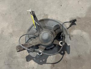 Gebruikte Fusee rechts-voor Citroen C-Zero C-Zero Prijs € 35,00 Margeregeling aangeboden door F. van den Mosselaar autodemontage