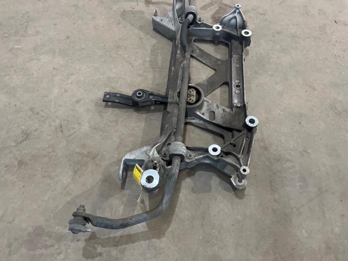 Subframe van een Audi A3 Sportback (8VA/8VF) 1.4 16V g-tron 2014