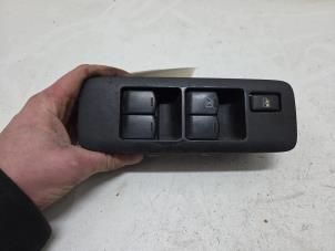 Gebruikte Combischakelaar ramen Nissan Qashqai (J10) 1.5 dCi Prijs € 30,00 Margeregeling aangeboden door F. van den Mosselaar autodemontage