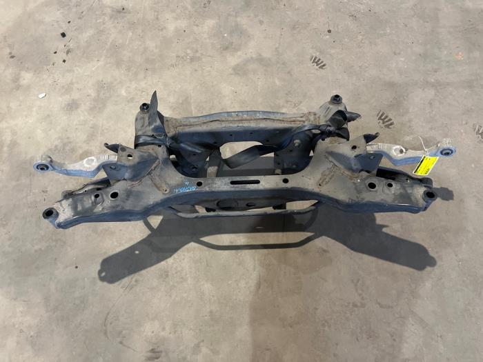 Gebruikte Subframe Nissan Qashqai (J10) 1.5 dCi Prijs € 75,00 Margeregeling aangeboden door F. van den Mosselaar autodemontage