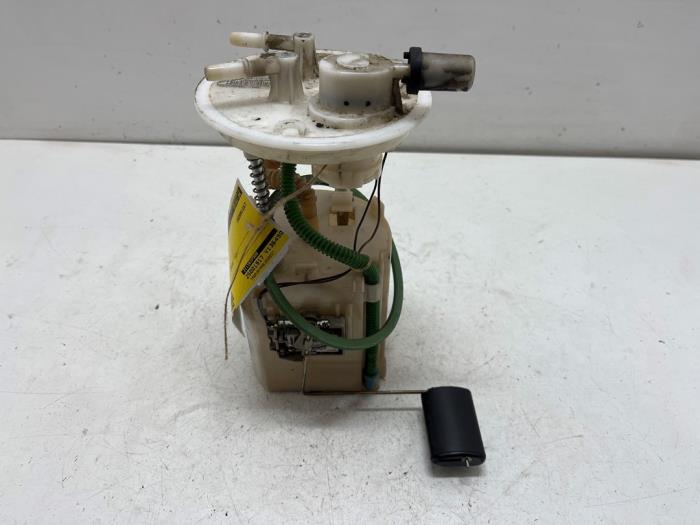Gebruikte Tank element Pomp Hyundai iX20 (JC) 1.4 CRDi 16V Prijs € 35,00 Margeregeling aangeboden door F. van den Mosselaar autodemontage