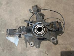 Gebruikte Fusee rechts-voor Mercedes Vito (447.6) 1.6 111 CDI 16V Prijs € 70,00 Margeregeling aangeboden door F. van den Mosselaar autodemontage