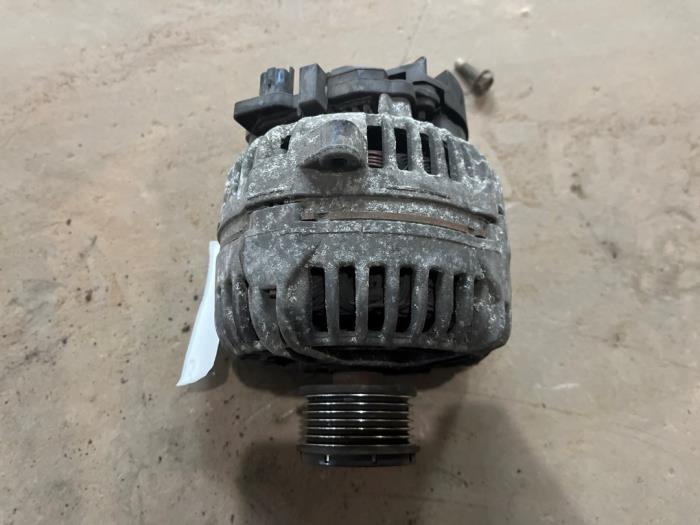 Gebruikte Dynamo Nissan Qashqai (J10) 1.5 dCi Prijs € 50,00 Margeregeling aangeboden door F. van den Mosselaar autodemontage
