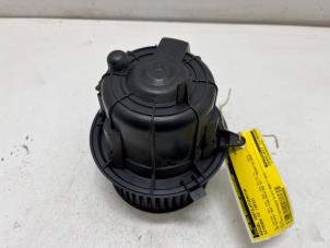 Gebruikte Blower Citroen C3 (SC) 1.2 VTi 82 12V Prijs € 25,00 Margeregeling aangeboden door F. van den Mosselaar autodemontage