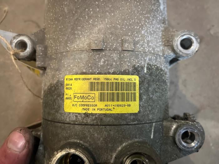 Aircopomp van een Ford B-Max (JK8) 1.5 TDCi 2014