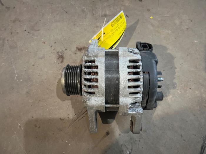 Gebruikte Dynamo Opel Astra J Sports Tourer (PD8/PE8/PF8) 1.7 CDTi 16V Prijs € 50,00 Margeregeling aangeboden door F. van den Mosselaar autodemontage
