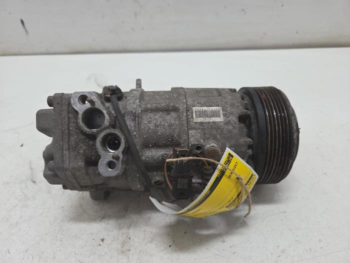 Gebruikte Aircopomp BMW 1 serie (E87/87N) 120i 16V Prijs € 75,00 Margeregeling aangeboden door F. van den Mosselaar autodemontage