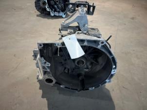 Gebruikte Versnellingsbak Ford B-Max (JK8) 1.5 TDCi Prijs € 300,00 Margeregeling aangeboden door F. van den Mosselaar autodemontage