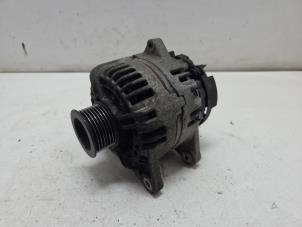 Gebruikte Dynamo Renault Twingo II (CN) 1.2 Prijs € 35,00 Margeregeling aangeboden door F. van den Mosselaar autodemontage