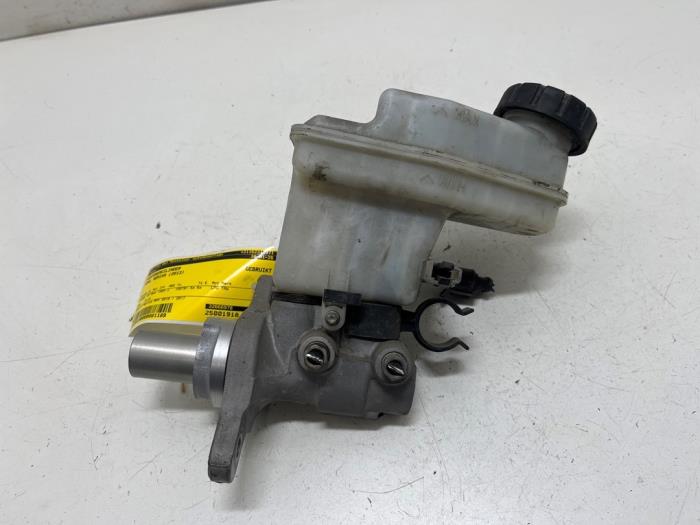 Gebruikte Hoofdremcilinder Opel Meriva (B) 1.4 Turbo 16V ecoFLEX Prijs € 20,00 Margeregeling aangeboden door F. van den Mosselaar autodemontage