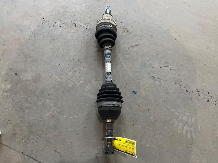 Gebruikte Steekas links-voor Opel Meriva (B) 1.4 Turbo 16V ecoFLEX Prijs € 45,00 Margeregeling aangeboden door F. van den Mosselaar autodemontage