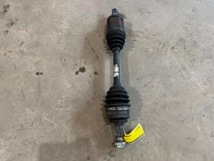 Gebruikte Cardanas links-voor (VWA) BMW X3 (E83) 3.0d 24V Prijs € 50,00 Margeregeling aangeboden door F. van den Mosselaar autodemontage