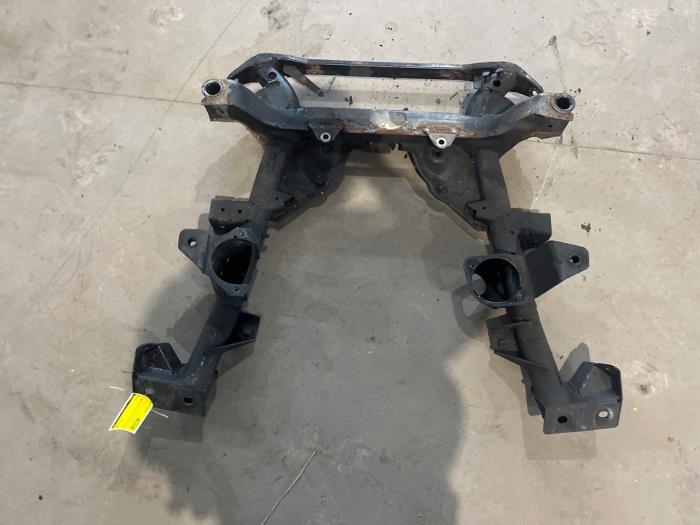 Gebruikte Subframe BMW X3 (E83) 3.0d 24V Prijs € 75,00 Margeregeling aangeboden door F. van den Mosselaar autodemontage