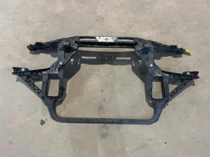 Gebruikte Frontpaneel BMW X3 (E83) 3.0d 24V Prijs € 75,00 Margeregeling aangeboden door F. van den Mosselaar autodemontage