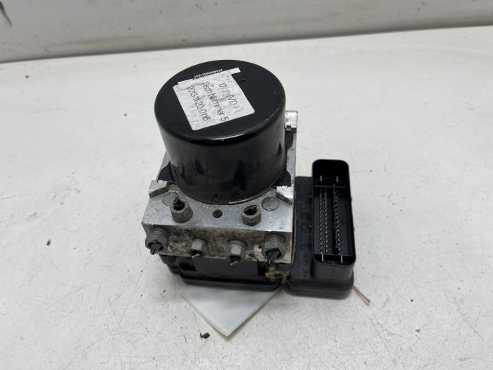 Gebruikte ABS Pomp Ford Focus 3 Wagon 1.0 Ti-VCT EcoBoost 12V 125 Prijs € 35,00 Margeregeling aangeboden door F. van den Mosselaar autodemontage