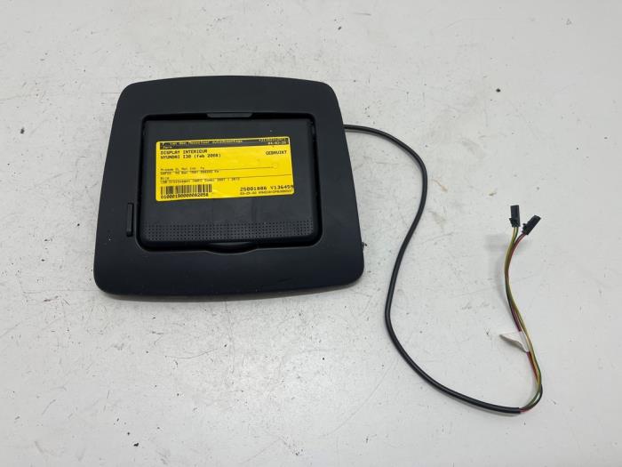 Gebruikte Display Interieur Hyundai i30 Crosswagon (WWH) 1.6 CVVT 16V Prijs € 50,00 Margeregeling aangeboden door F. van den Mosselaar autodemontage