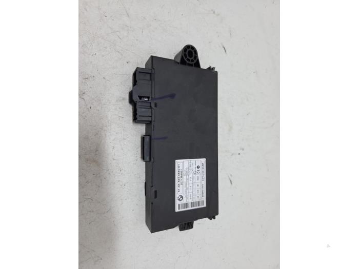 Gebruikte Comfort Module Mini Mini (R56) 1.6 16V Cooper S Prijs € 20,00 Margeregeling aangeboden door F. van den Mosselaar autodemontage