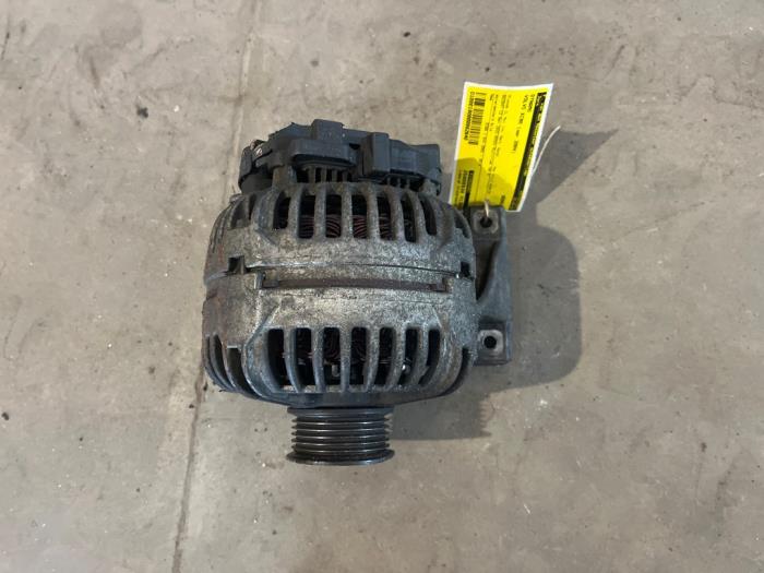 Gebruikte Dynamo Volvo XC90 I 2.9 T6 24V Prijs € 35,00 Margeregeling aangeboden door F. van den Mosselaar autodemontage