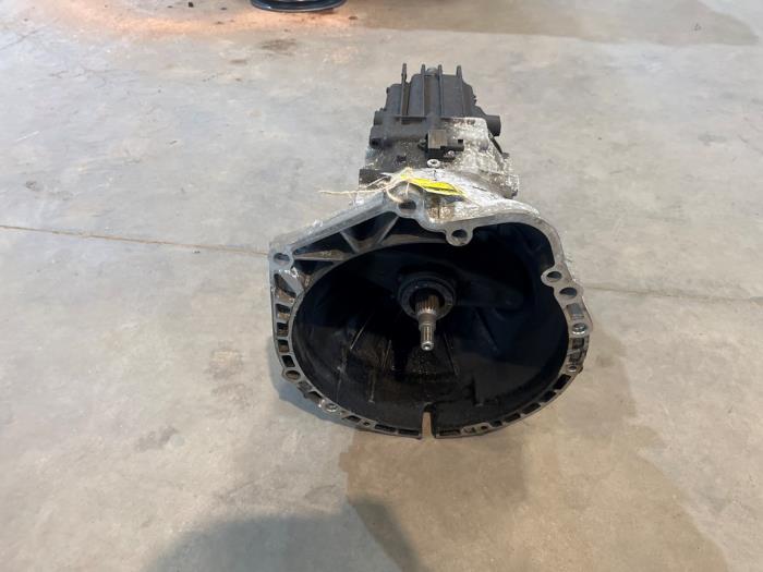 Gebruikte Versnellingsbak BMW 3 serie Touring (E91) 318i 16V Prijs € 150,00 Margeregeling aangeboden door F. van den Mosselaar autodemontage