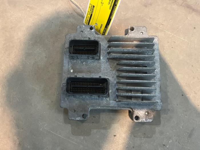 Gebruikte Computer Motormanagement Opel Corsa D 1.2 16V Prijs € 75,00 Margeregeling aangeboden door F. van den Mosselaar autodemontage