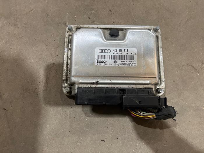 Gebruikte Computer Motormanagement Audi A8 (D3) 6.0 W12 48V Quattro Prijs € 200,00 Margeregeling aangeboden door F. van den Mosselaar autodemontage