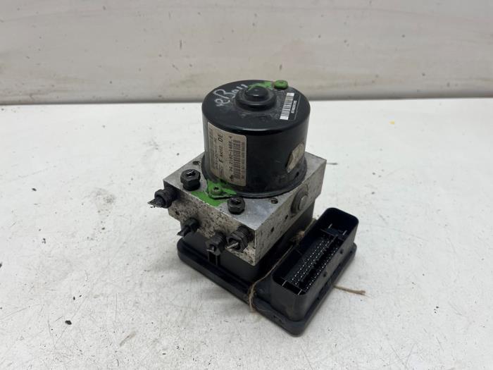 Gebruikte ABS Pomp Ford Fiesta 6 (JA8) 1.25 16V Prijs € 45,00 Margeregeling aangeboden door F. van den Mosselaar autodemontage