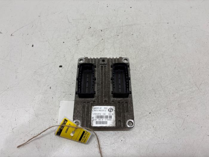 Gebruikte Computer Motormanagement Fiat Grande Punto (199) 1.4 T-Jet 16V Prijs € 35,00 Margeregeling aangeboden door F. van den Mosselaar autodemontage