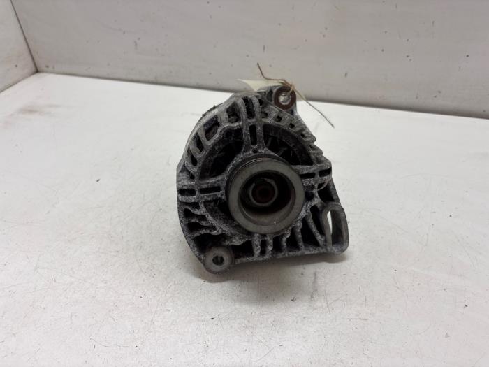 Gebruikte Dynamo Fiat Grande Punto (199) 1.4 T-Jet 16V Prijs € 35,00 Margeregeling aangeboden door F. van den Mosselaar autodemontage