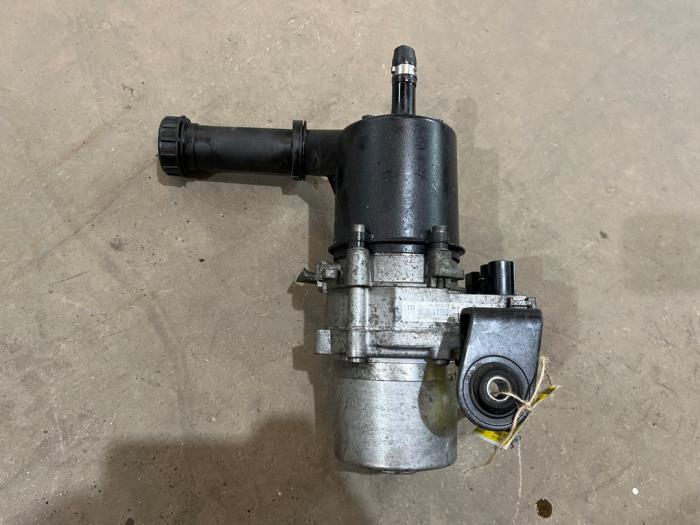 Gebruikte Pomp Servo Peugeot 3008 I (0U/HU) 1.6 16V THP 155 Prijs € 125,00 Margeregeling aangeboden door F. van den Mosselaar autodemontage