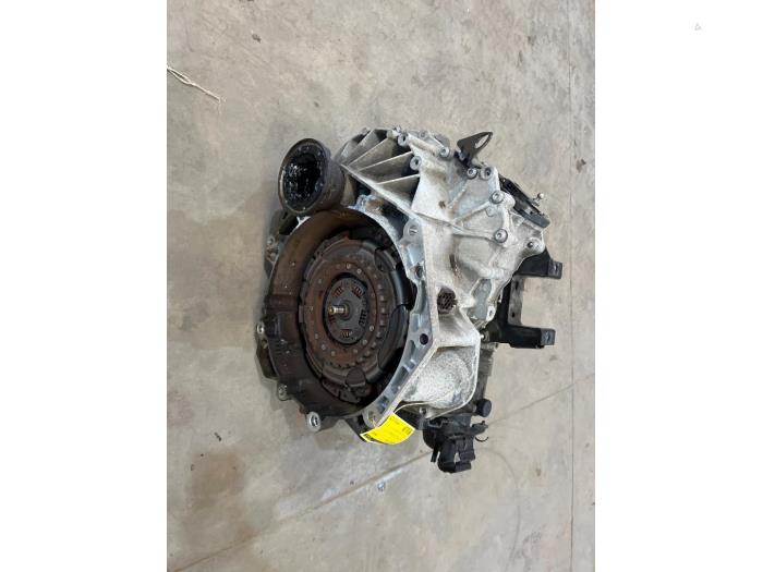 Gebruikte Automaatbak Skoda Fabia III (NJ3) 1.2 TSI 16V Prijs € 1.500,00 Margeregeling aangeboden door F. van den Mosselaar autodemontage