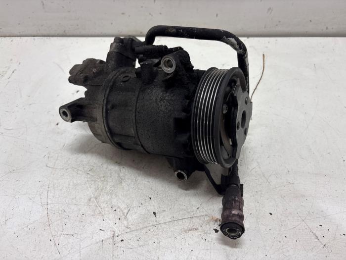 Gebruikte Aircopomp BMW 3 serie (E90) 320i 16V Prijs € 75,00 Margeregeling aangeboden door F. van den Mosselaar autodemontage