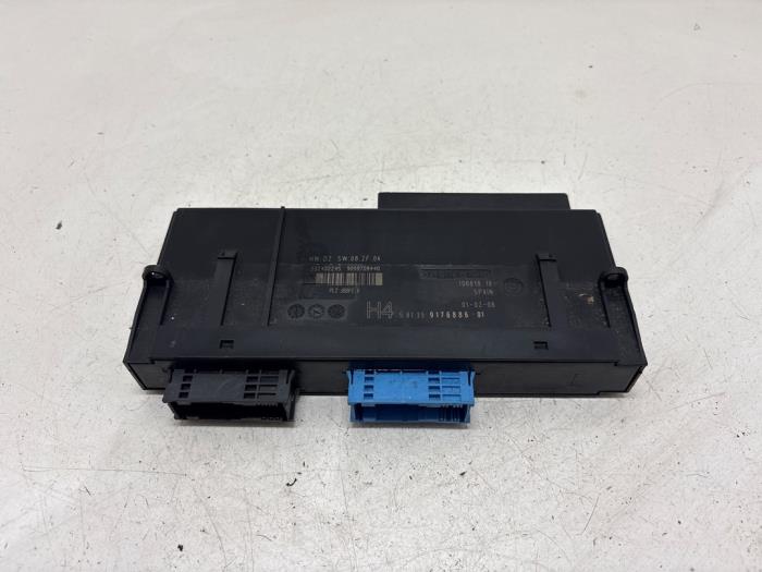 Gebruikte Computer Body Control BMW 3 serie Touring (E91) 318i 16V Prijs € 25,00 Margeregeling aangeboden door F. van den Mosselaar autodemontage