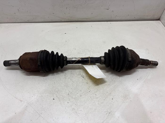 Gebruikte Steekas links-voor Opel Astra H Twin Top (L67) 1.8 16V Prijs € 35,00 Margeregeling aangeboden door F. van den Mosselaar autodemontage