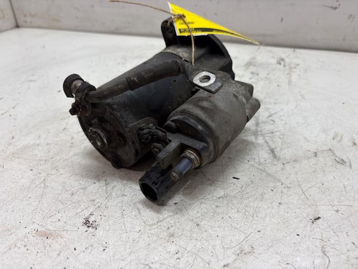 Gebruikte Startmotor Audi A4 Avant (B7) 1.6 Prijs € 35,00 Margeregeling aangeboden door F. van den Mosselaar autodemontage