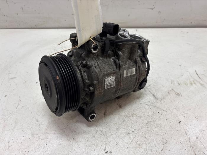 Gebruikte Aircopomp Audi A4 Avant (B7) 1.6 Prijs € 75,00 Margeregeling aangeboden door F. van den Mosselaar autodemontage