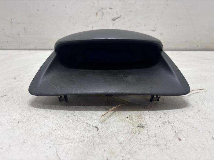 Gebruikte Display Interieur Renault Clio III (BR/CR) 1.4 16V Prijs € 10,00 Margeregeling aangeboden door F. van den Mosselaar autodemontage