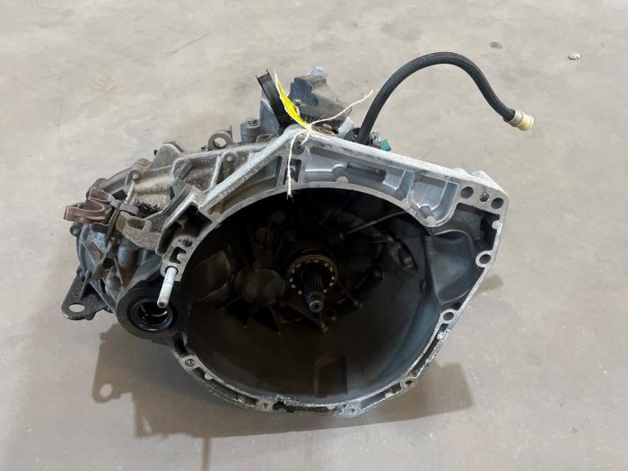 Gebruikte Versnellingsbak Renault Megane III Grandtour (KZ) 1.4 16V TCe 130 Prijs € 150,00 Margeregeling aangeboden door F. van den Mosselaar autodemontage