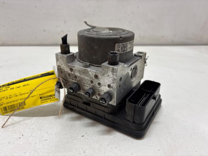 Gebruikte ABS Pomp Peugeot 208 I (CA/CC/CK/CL) 1.2 Vti 12V PureTech 82 Prijs € 20,00 Margeregeling aangeboden door F. van den Mosselaar autodemontage