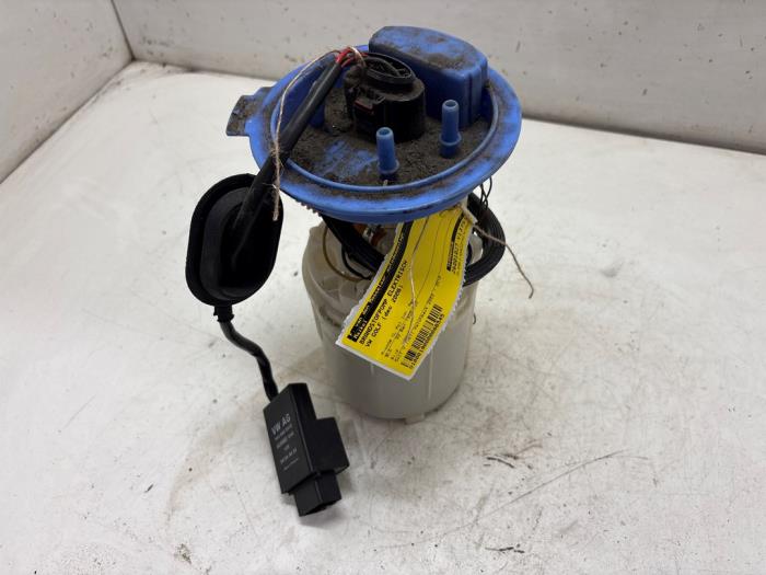 Gebruikte Tank element Pomp Volkswagen Golf V (1K1) 1.4 GT 16V Prijs € 35,00 Margeregeling aangeboden door F. van den Mosselaar autodemontage