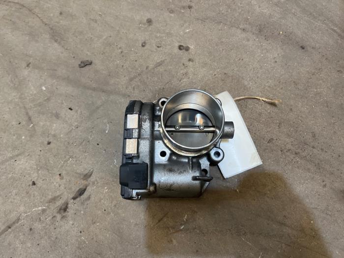 Gebruikte Gasklephuis Volvo XC60 I (DZ) 2.0 T5 16V Prijs € 50,00 Margeregeling aangeboden door F. van den Mosselaar autodemontage