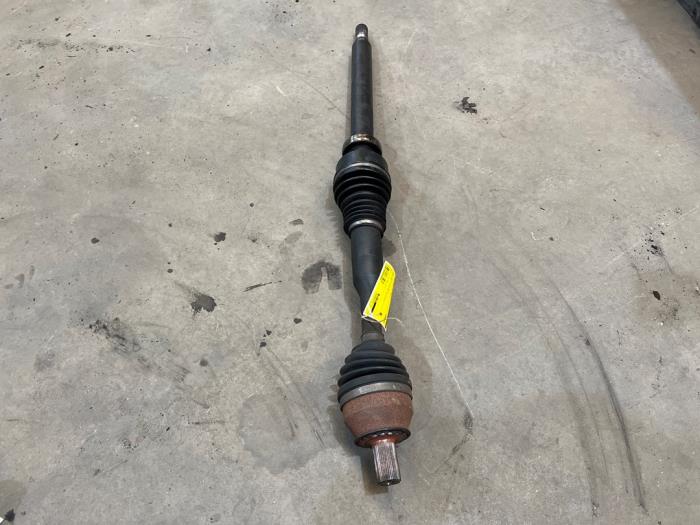 Gebruikte Steekas rechts-voor Volvo XC60 I (DZ) 2.0 T5 16V Prijs € 75,00 Margeregeling aangeboden door F. van den Mosselaar autodemontage