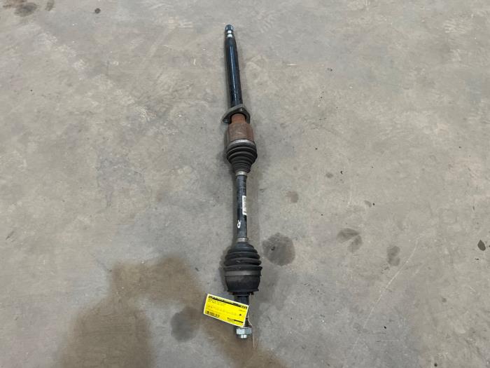 Gebruikte Aandrijfas rechts-voor Opel Mokka/Mokka X 1.4 Turbo 16V 4x2 Prijs € 45,00 Margeregeling aangeboden door F. van den Mosselaar autodemontage