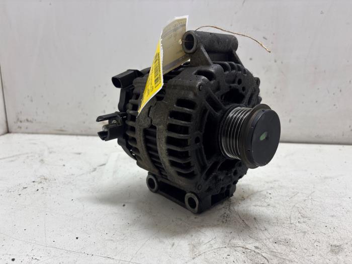 Gebruikte Dynamo Ford S-Max (GBW) 2.0 16V Prijs € 35,00 Margeregeling aangeboden door F. van den Mosselaar autodemontage