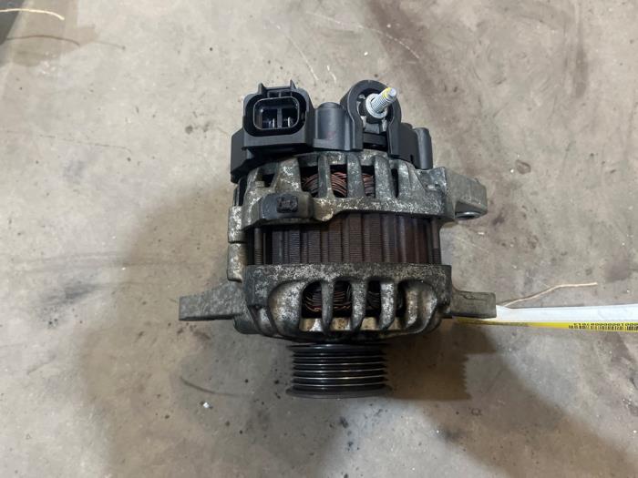 Gebruikte Dynamo Kia Venga 1.6 CVVT 16V Prijs € 35,00 Margeregeling aangeboden door F. van den Mosselaar autodemontage