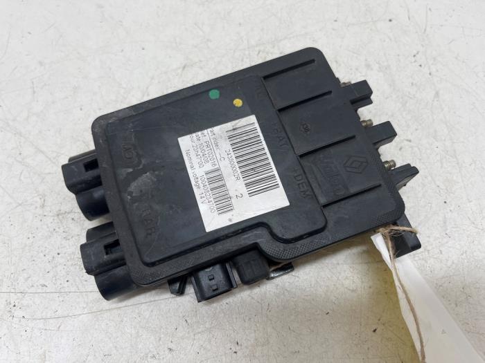 Gebruikte Computer Koeling Renault Laguna III Estate (KT) 2.0 16V Prijs € 25,00 Margeregeling aangeboden door F. van den Mosselaar autodemontage
