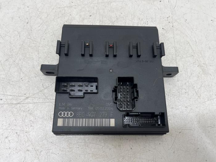 Gebruikte Computer Body Control Audi A4 Cabriolet (B6) 2.4 V6 30V Prijs op aanvraag aangeboden door F. van den Mosselaar autodemontage