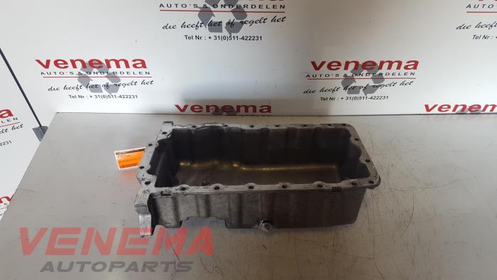 Gebruikte Carterpan Volkswagen Polo IV (9N1/2/3) 1.9 TDI 100 Prijs € 50,00 Margeregeling aangeboden door Venema Autoparts