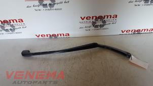 Gebruikte Ruitenwisserarm voor BMW 3 serie Touring (E91) 320d 16V Prijs € 20,00 Margeregeling aangeboden door Venema Autoparts