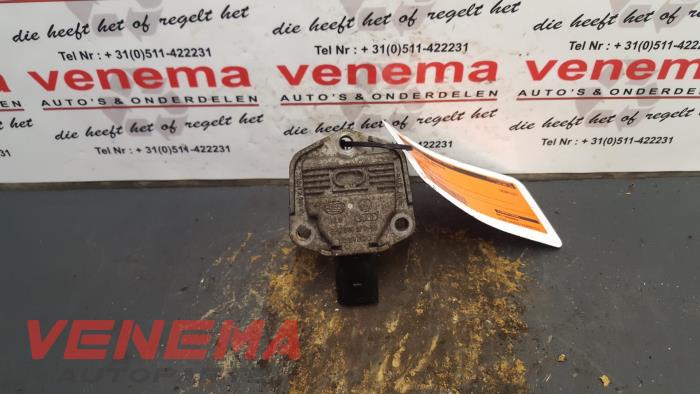 Gebruikte Oliepeil sensor Volkswagen Golf V (1K1) 1.4 16V Prijs € 24,99 Margeregeling aangeboden door Venema Autoparts